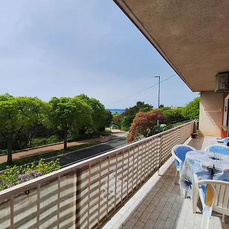 Apartment Sandra