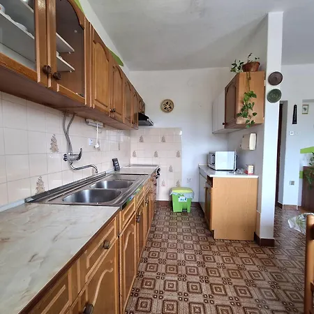 Sandra * Novi Vinodolski